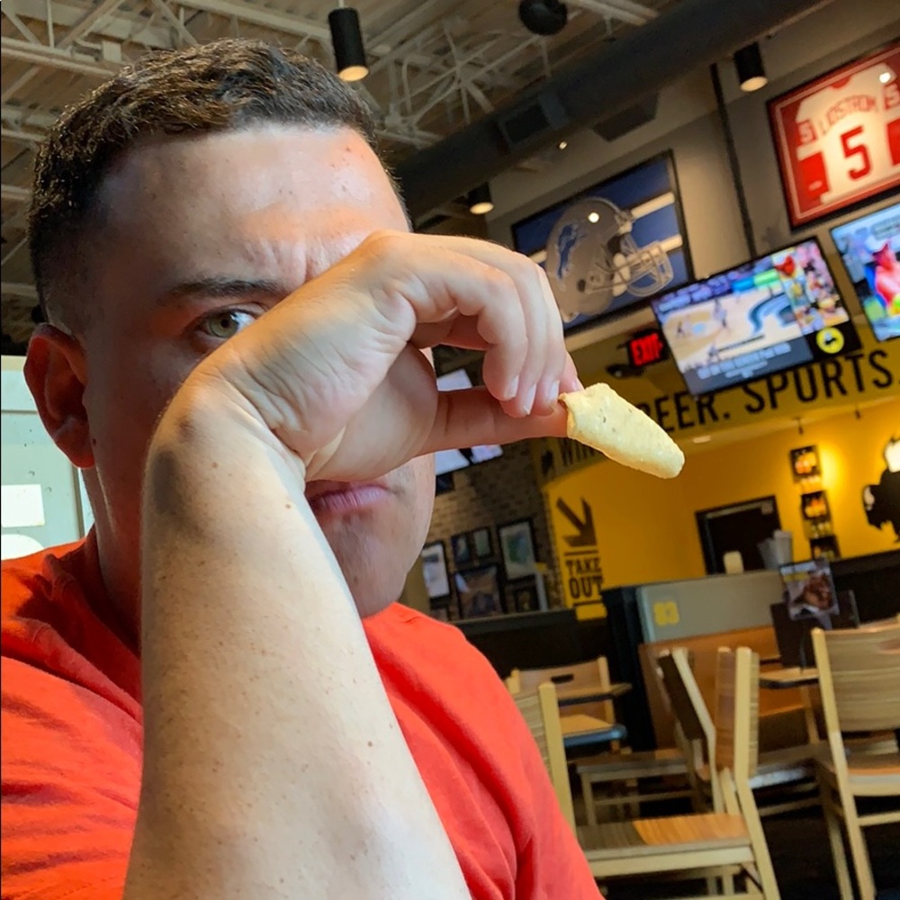 Meet your Posher, Roneko